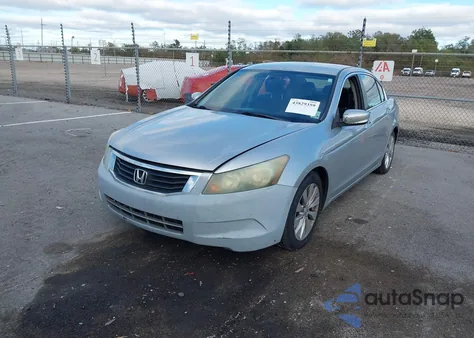 2010 Honda Accord 2.4 Lx z USA, uszkodzony, nr VIN 1HGCP2F31AA025864